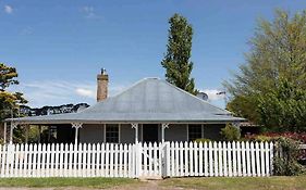 Woolbrook Cottage - Charming 1890'S Heritage